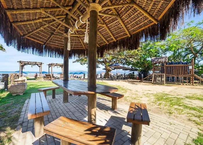 Pousada Conca di Mare - Restaurante próprio - Pé na areia Bertioga